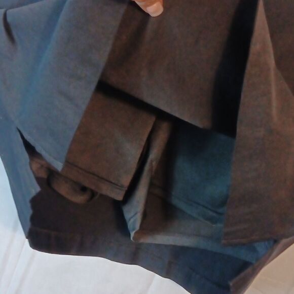 Raffaella Stretch Skorts - Picture 3 of 6